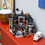 76300-LEGO-dc-arkham-asylum -3-